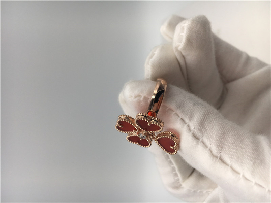 18k Rose Gold Van Cleef And Arpels Flower Ring With Carnelian / Round Diamond