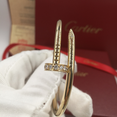 B6048617  Juste Un Clou Bracelet 18k Yellow Gold With Diamonds