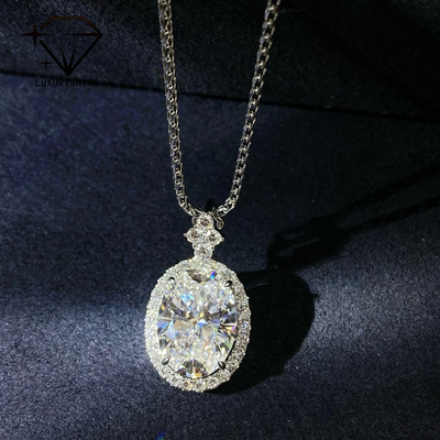 18K Gold Oval Lab Grown Diamond Pendant VVS1-VS1 0.3-3.0ct