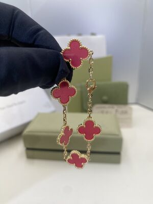 Vintage Alhambra Bracelet with five motifs