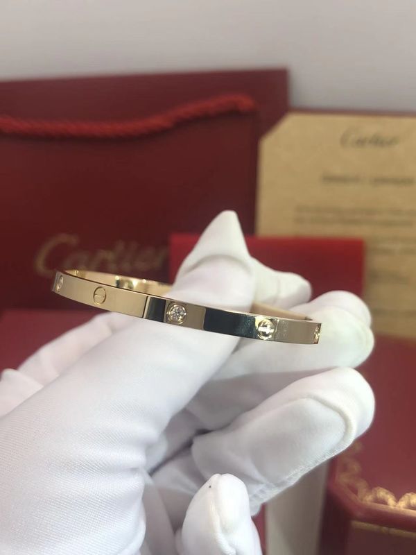 Quality LOVE 18K Gold Bracelet Small Model 6 Diamonds For Women / Men factory