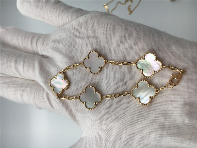 Elegant 18K Gold Jewelry Vintage Alhambra Bracelet With White Mother Of Pearl