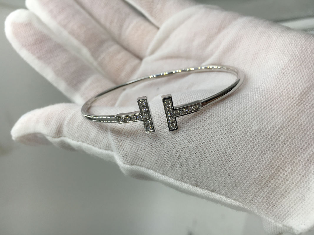 Quality T Wire Bracelet 18K Gold Jewelry White Gold With Round Brilliant Diamonds factory