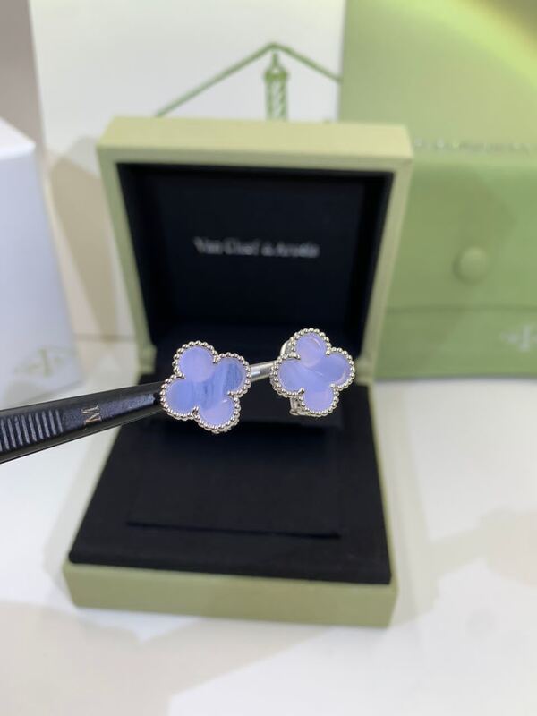 Quality VCARP2R200 Magic Alhambra Earrings 2 Motifs 18K Rose Gold Diamond factory