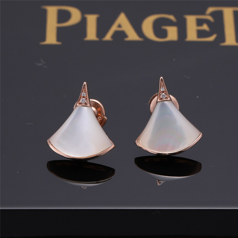 Italy Roman Spirit DIVAS' DREAM Earrings Simple Fine Studs in Rose Gold REF 352600