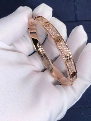 Quality Fine Jewelry Car tier Love Bracelet Diamond Paved White / Rose / Yellow 18K Gold Bracelet factory
