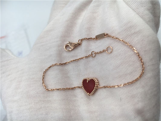 Quality Young Ladies 18K Gold Jewelry Sweet Alhambra Heart Bracelet With Carnelian factory