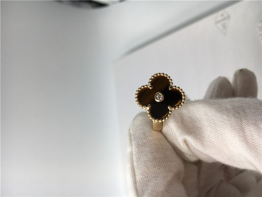 Quality Round Diamond Wedding Rings Yellow Gold 18k , Gemstone Engagement Rings With Tiger’S Eye factory