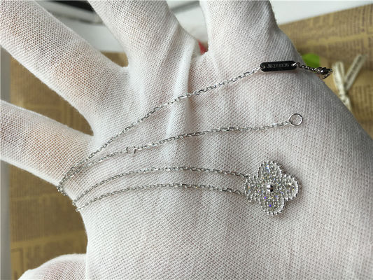 Quality Round Diamond 18K Gold Jewelry With Vintage Alhambra Pendant  VCARA46100 factory