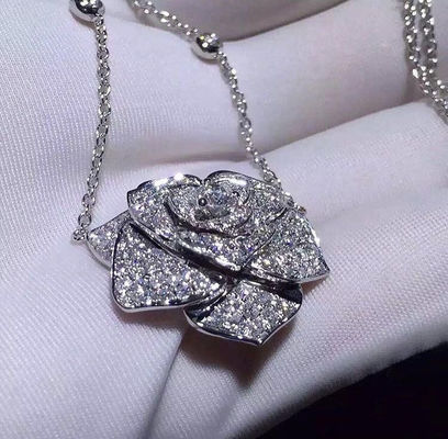 Quality Piaget Rose Pendant With 18k Gold Chain , Women'S Piaget Diamond Necklace factory