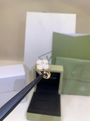 Quality Icon Luck Van Cleef And Arpels Alhambra Ring Yellow Gold Carnelian Diamond VCARD40800 factory