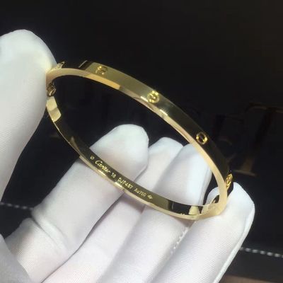 Quality Jewelry 18K Gold Bracelet , Thin Love Personalized Gold Necklace Small Model factory