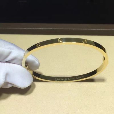 Quality Jewelry 18K Gold Bracelet , Thin Love Personalized Gold Necklace Small Model factory