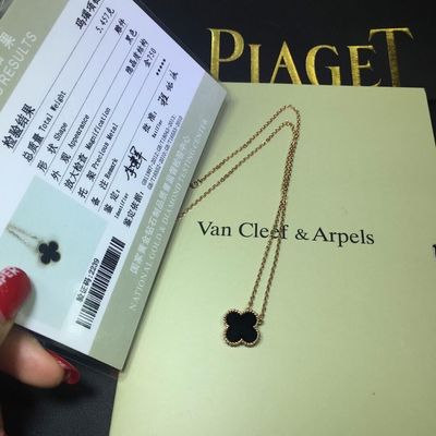 Quality Van Cleef Arpels Luxury Gold Jewelry Sweet Alhambra Pendant Yellow Gold Mother Of Pearl factory