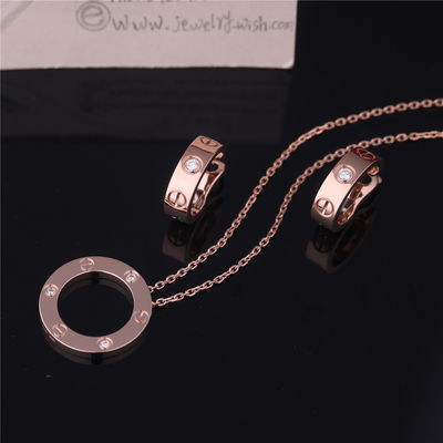 Quality B7014500 Luxury Jewelry Love Necklace 3 Diamonds Yellow Gold factory