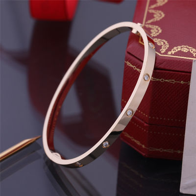 Quality Small Model 10 Diamonds In 18k Yellow Gold Love Bracelet B6047817 factory