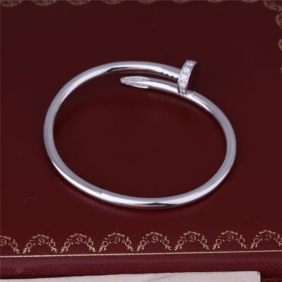 Quality JUSTE UN CLOU BRACELET in 18 Karat WHITE GOLD Nail Bracelet with DIAMONDS on Top and End factory